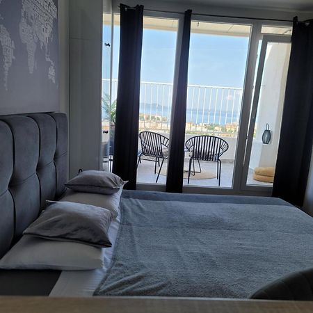 Studio Apartment Lanterna Zadar Eksteriør billede