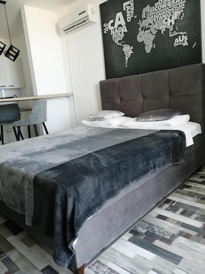Studio Apartment Lanterna Zadar Eksteriør billede